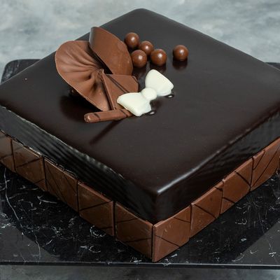 Chocolate Sponge Cake 20×20cm