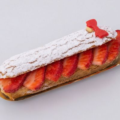 Strawberry Eclair