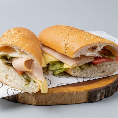 SMOKED TURKY SANDWICH