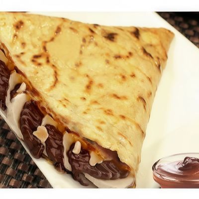 Choclate With Hazelnut Crepe