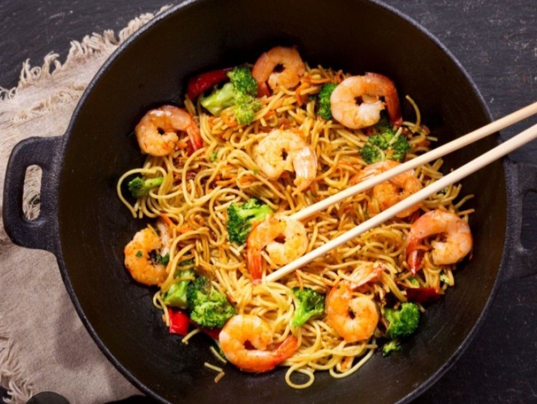 Shrimp noodles soup