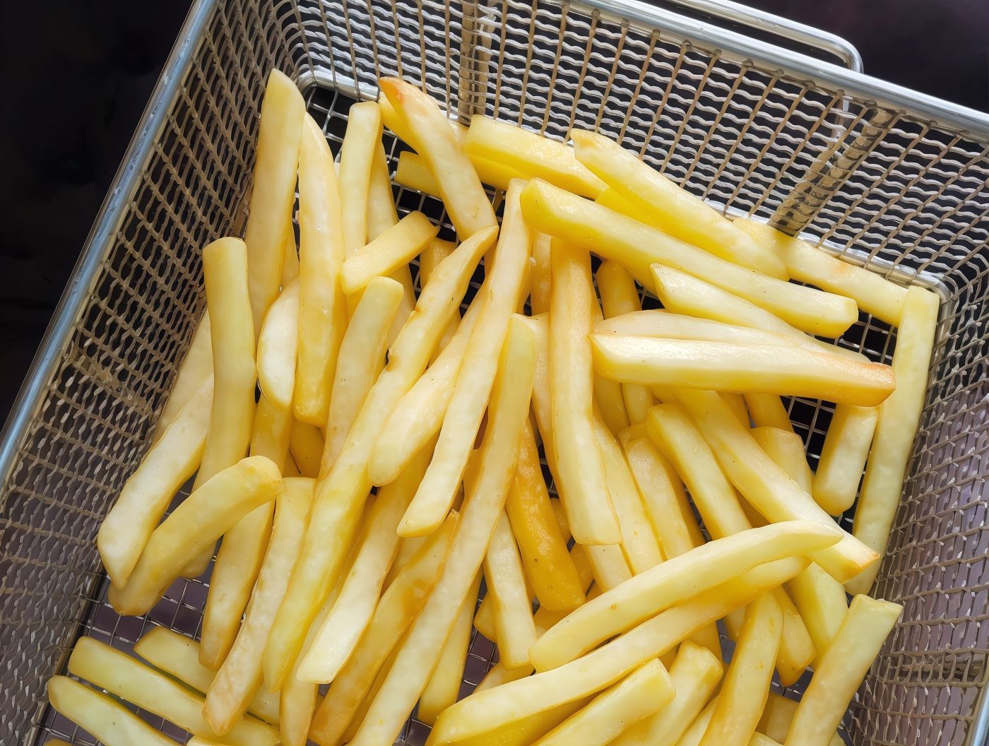 Fries with ketchup and mayonnaise