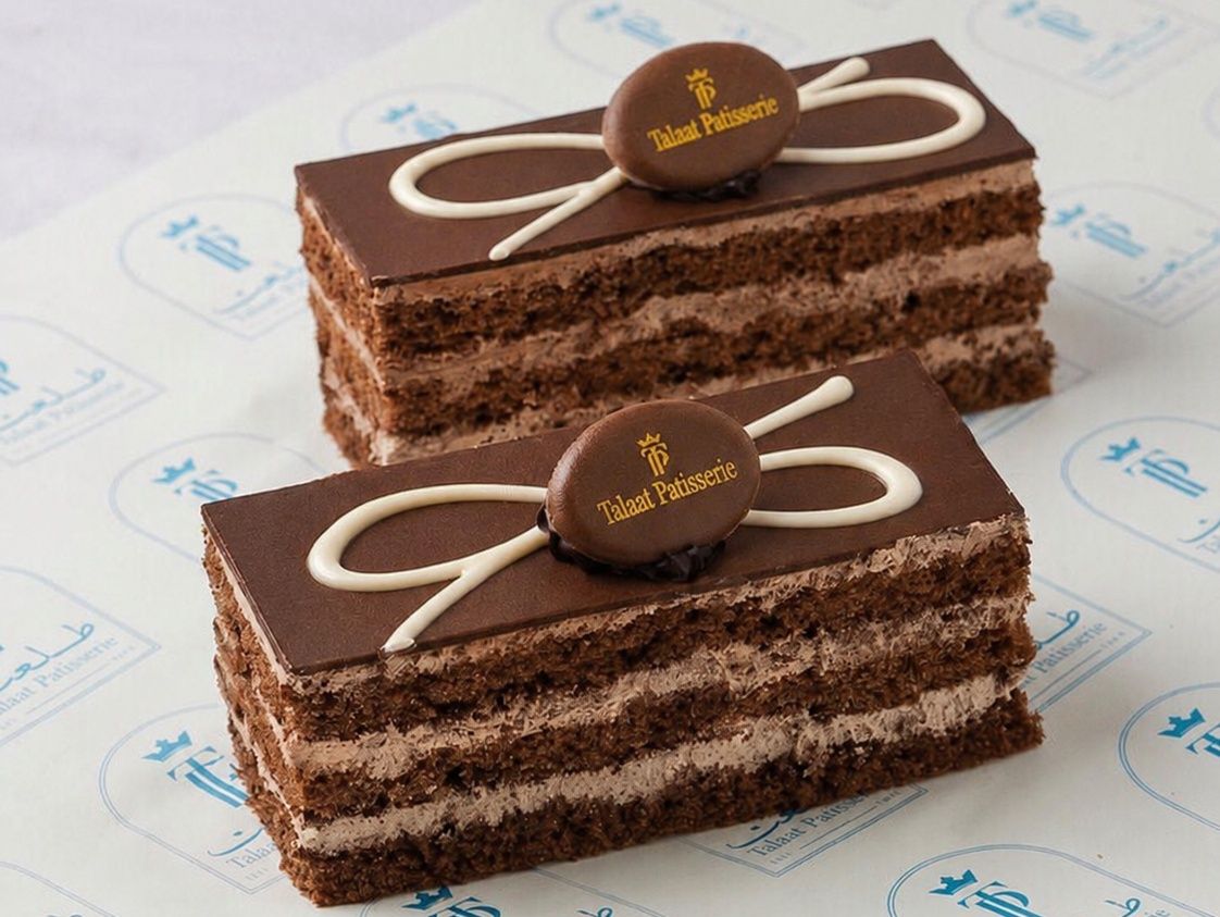Lux Sacher Gateau