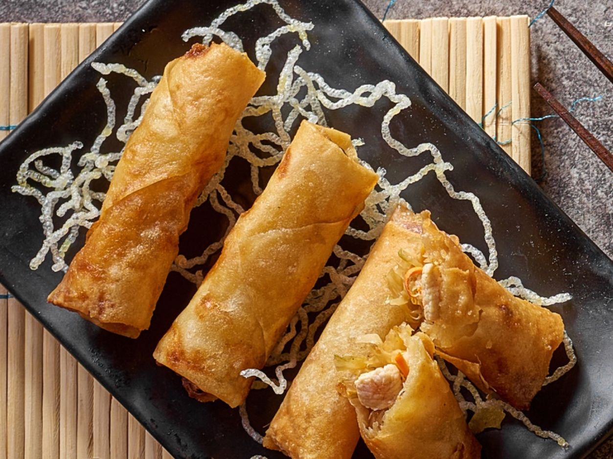 Chicken Spring Rolls 4 Pieces