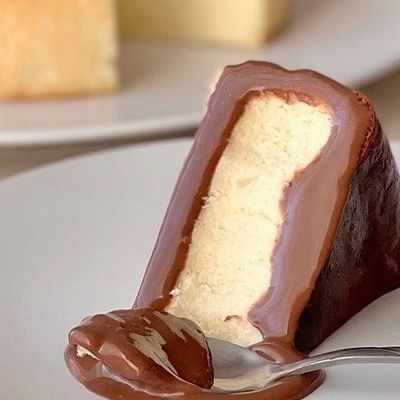 San Sebastian Cheesecake