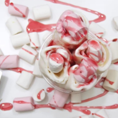 Ice Cream Roll With Marshmallow