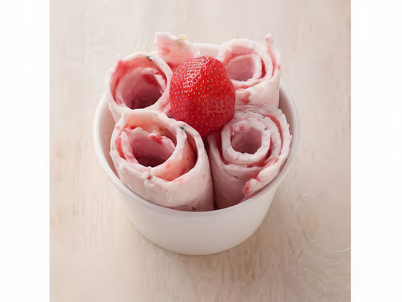 Ice Cream Roll With Strawberry