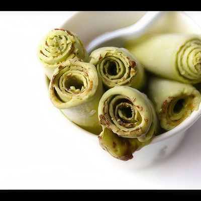 Ice Cream Roll With Kiwi