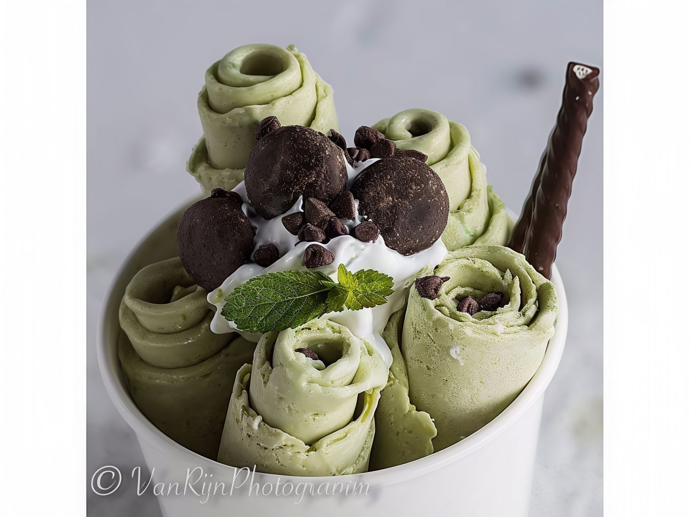 Ice Cream Roll With Mint