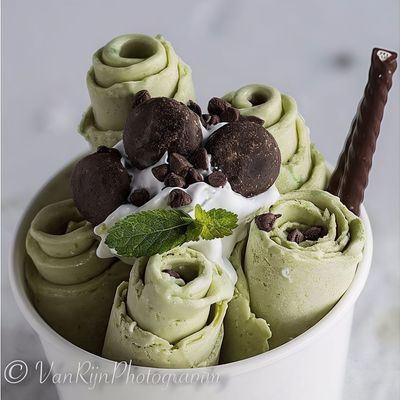 Ice Cream Roll With Mint