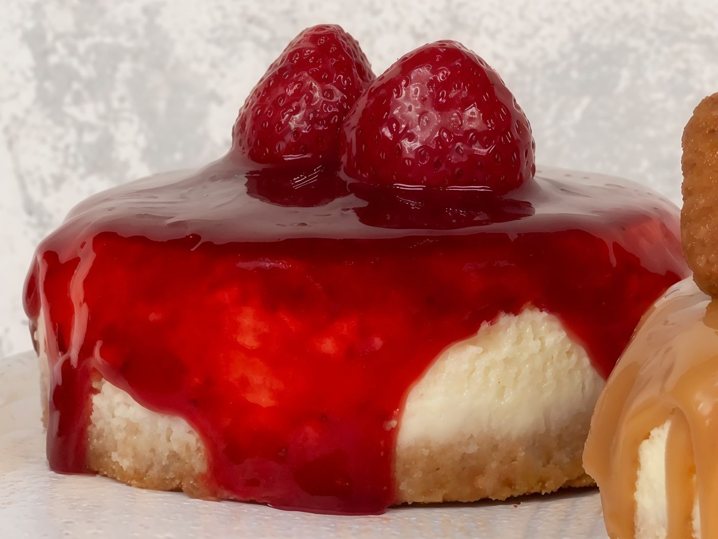 Mini New York Strawberry Cheesecake