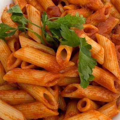 Pasta with vegetables and olives