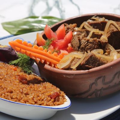 Sliced Beef Tagine With Onions