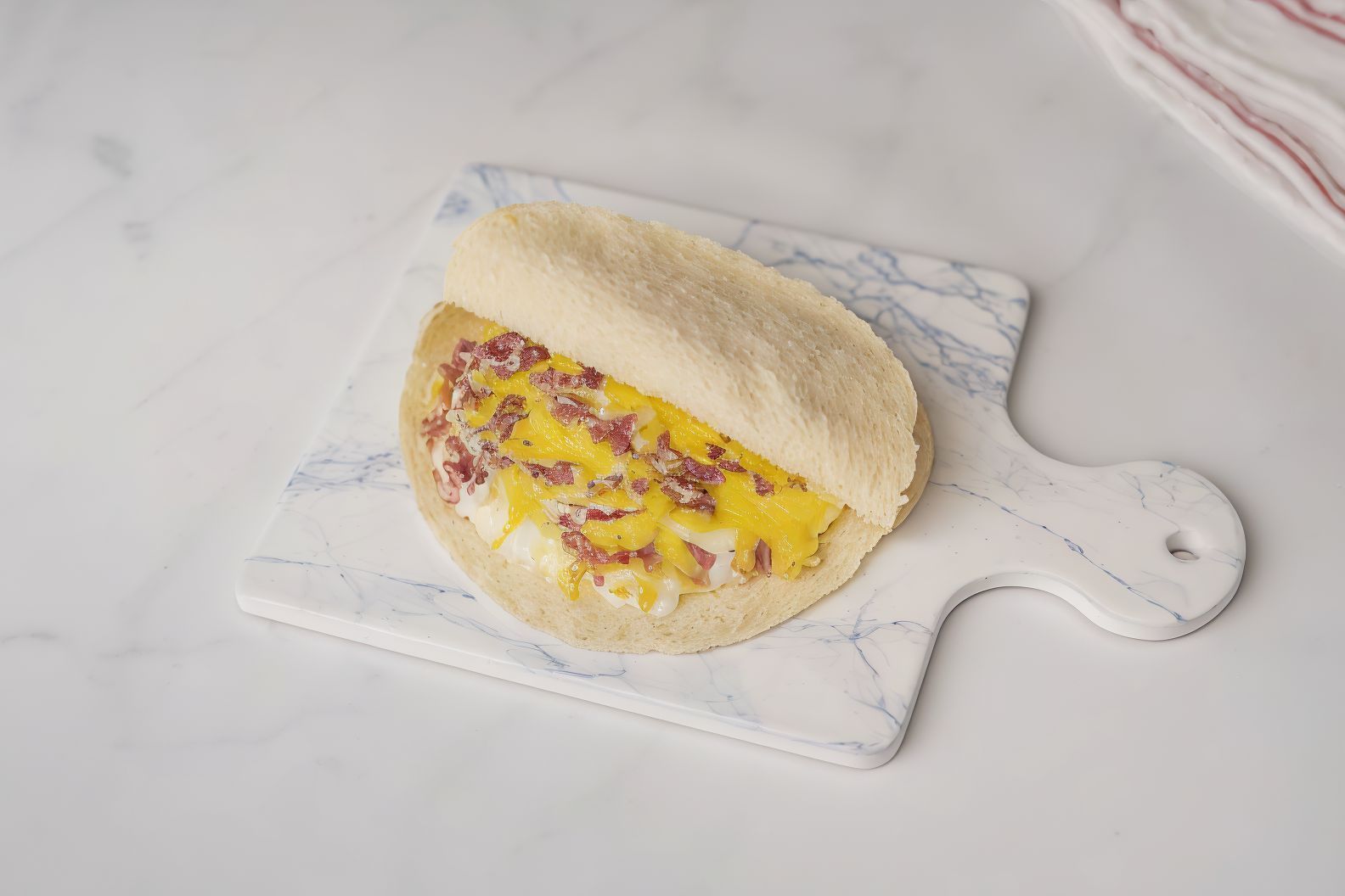 Egga Sandwich With Pastrami