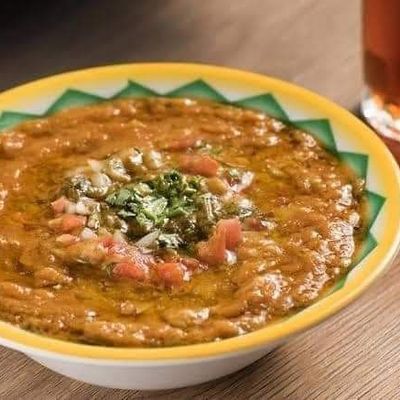Can of ground fava beans