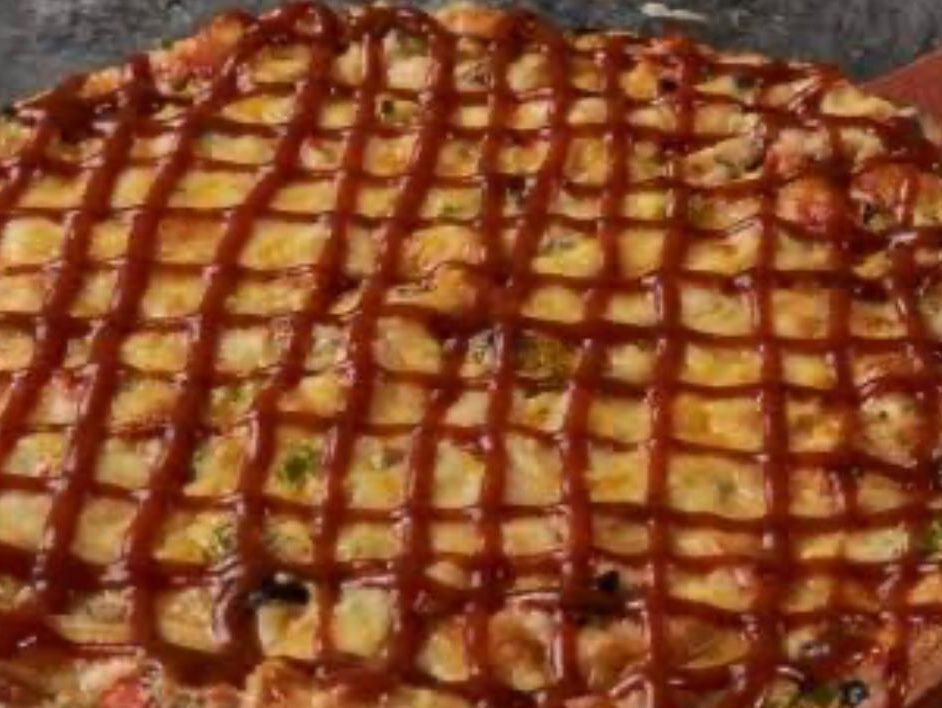 Royal Pizza's Dangerous BBQ Pie