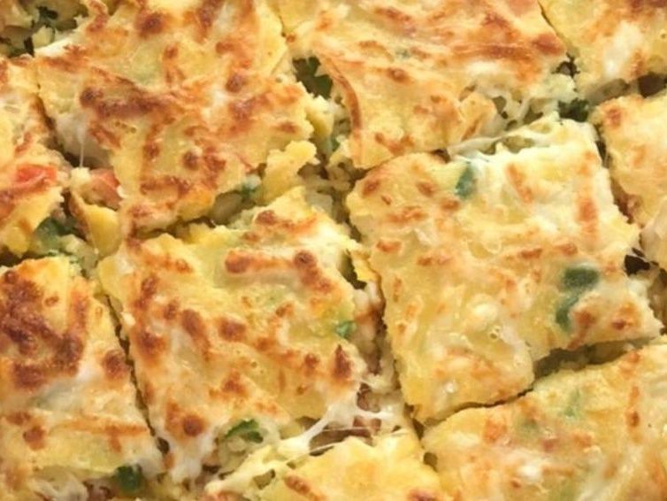 Large vegetable pie