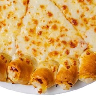 Pizza crust stuffing with mozzarella cheese