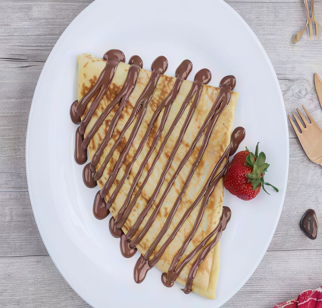 Nutella Snickers Crepe