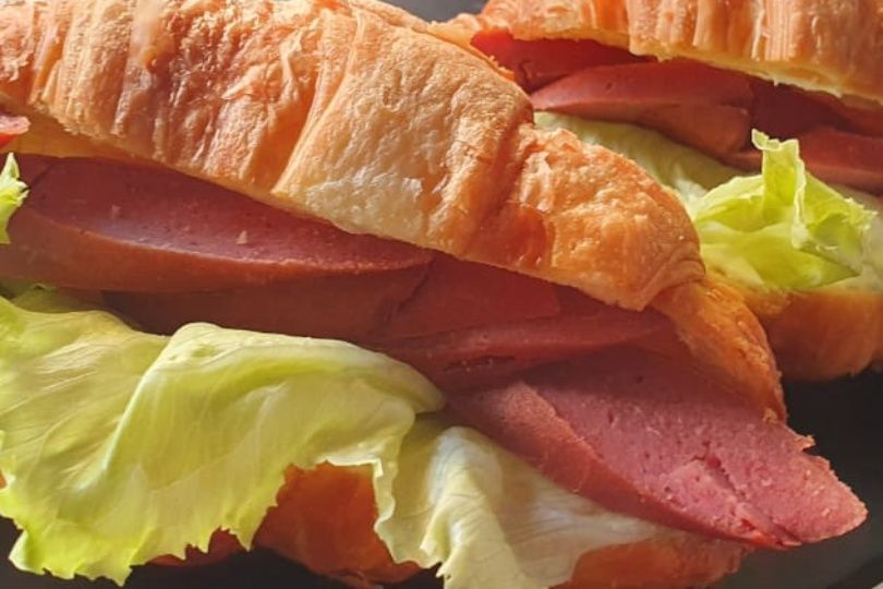 Kiri Hot Dog Croissant