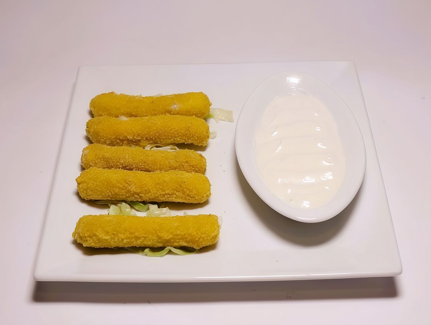 Mozzarella Sticks 4 Pieces