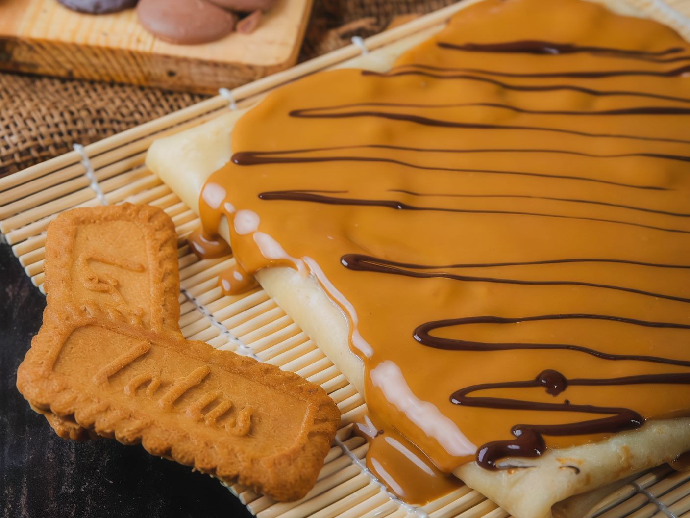 Lotus Crepe