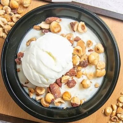 Rice Pudding And Qeshta And Nuts