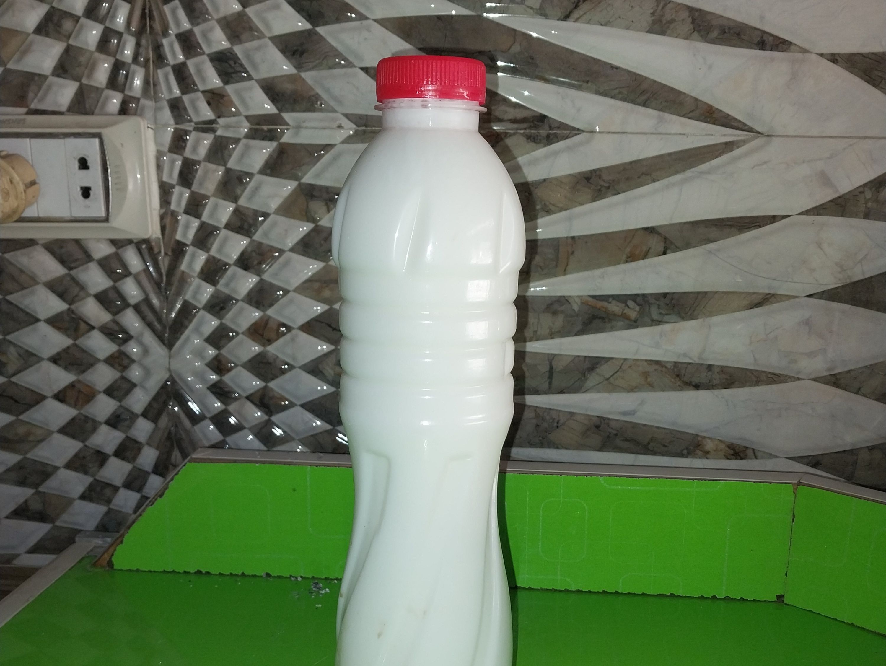 Guava Juice Bottle With Milk