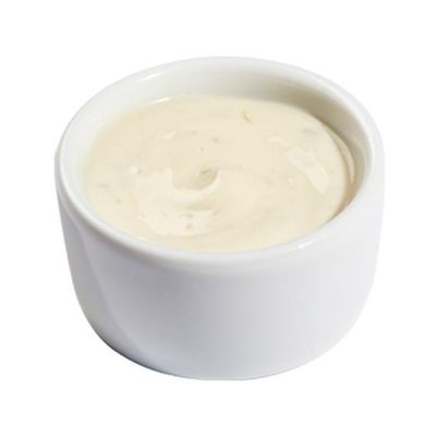 سلطة ثوم مع صلصة