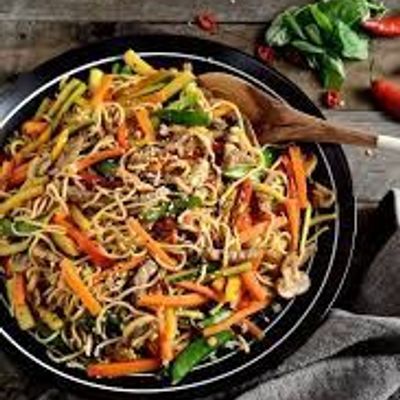 egg noodels beef