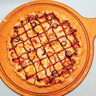 Large BBQ Chicken Pizza
