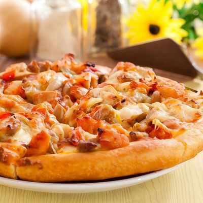 Large Zinger Chicken Pizza