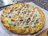 Large Ranch Chicken Pizza