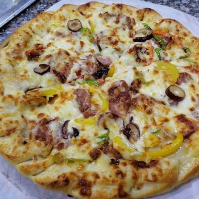 Shabaeaha Satisfied Pizza - Large