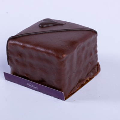Chocolate Carre Gateau