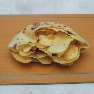 ساندوتش رقائق البطاطس