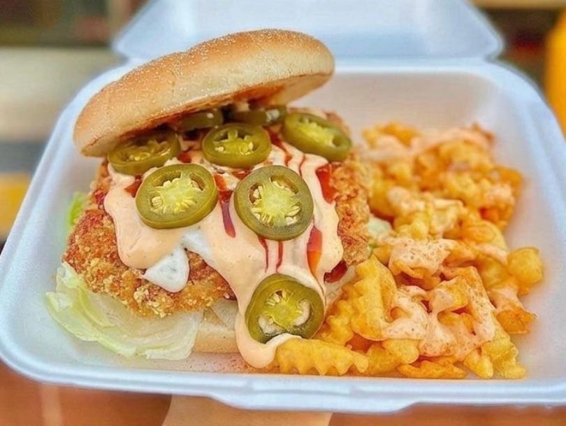 Hot Chicken Burger