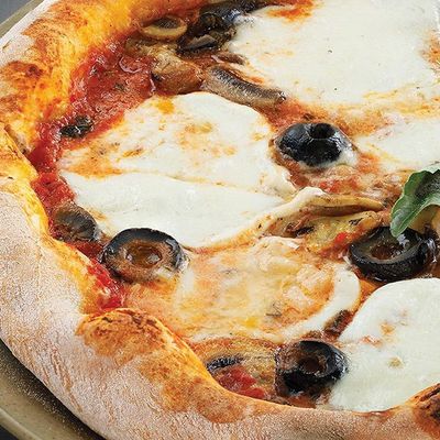 MUSHROOM AND OLIVE Pizza