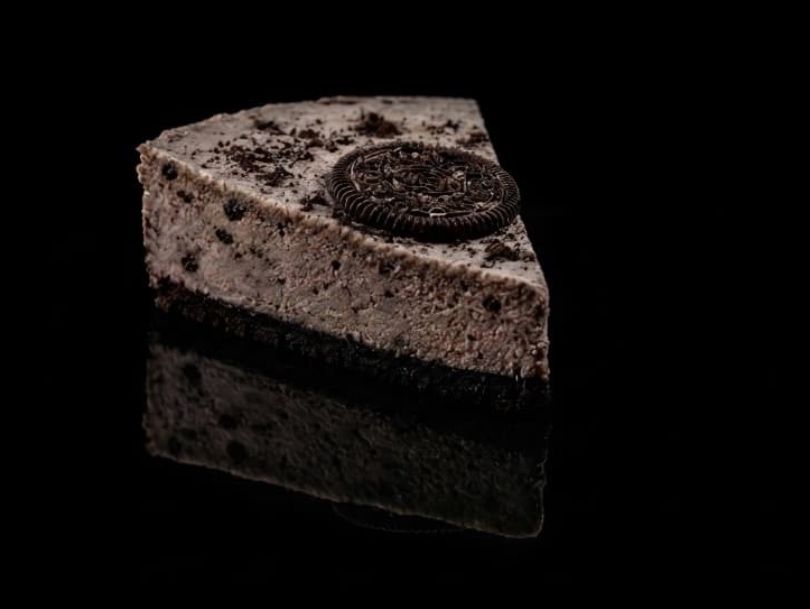 Oreo cheesecake slice with Oreo