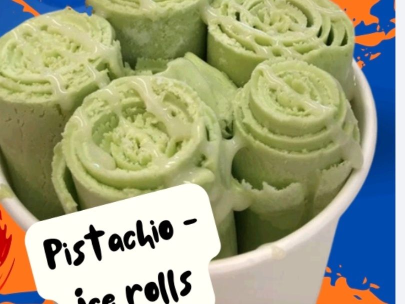 Pistachio Ice Rolls