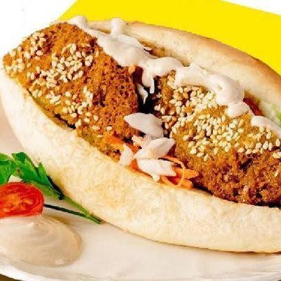 Falafel sandwich in fino bread