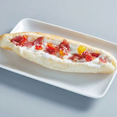 Kiri Pastrami Sandwich