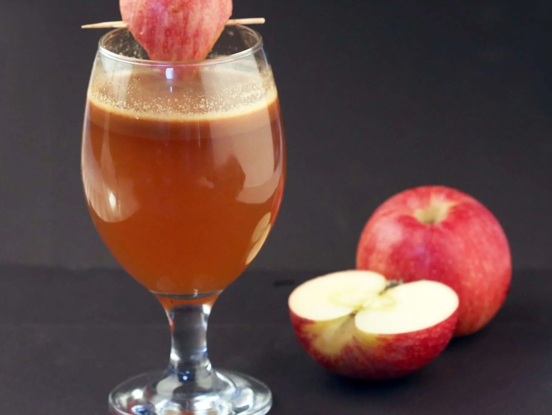 1 Liter Apple Juice