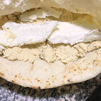 Halawa Sandwich With Baladi Cream Qeshta