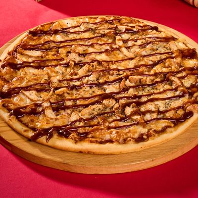 Medium Chicken BBQ Pizza