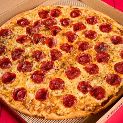 Family Pepperoni Pizza