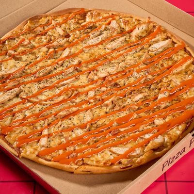 Family Chicken Buffalo Pizza