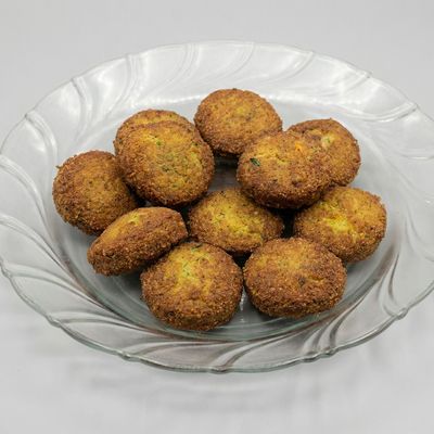 Taamia With Roumi Cheese Patty