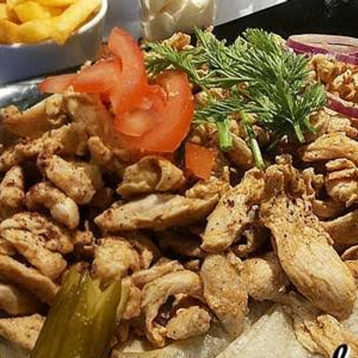 Chicken With Onions Platter