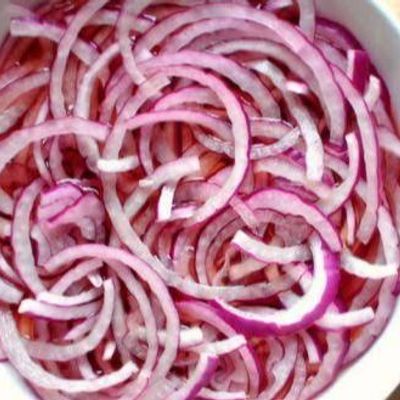 Greek Onions With Vinegar And Lemon